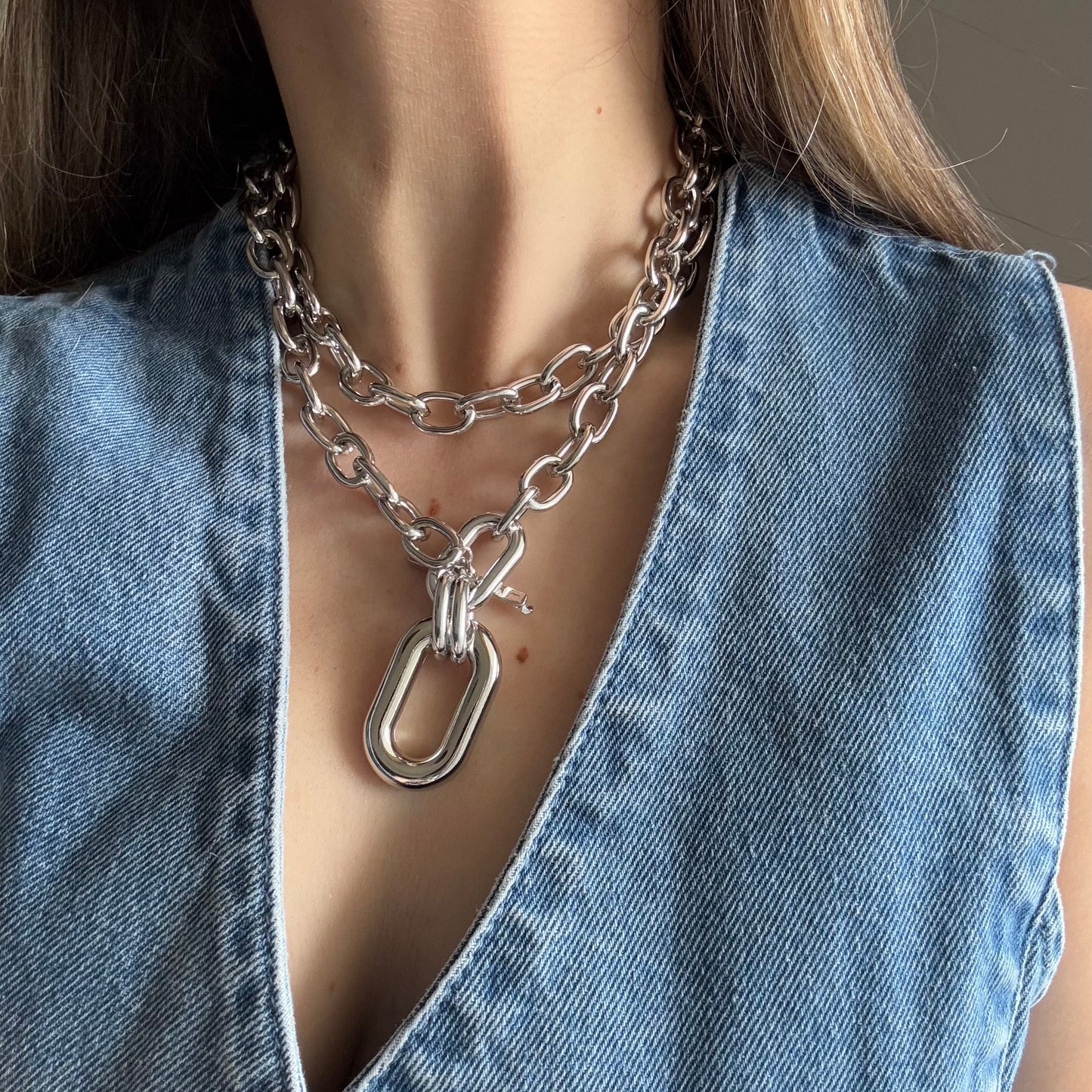 COLLAR NEW YORK PLATEADO