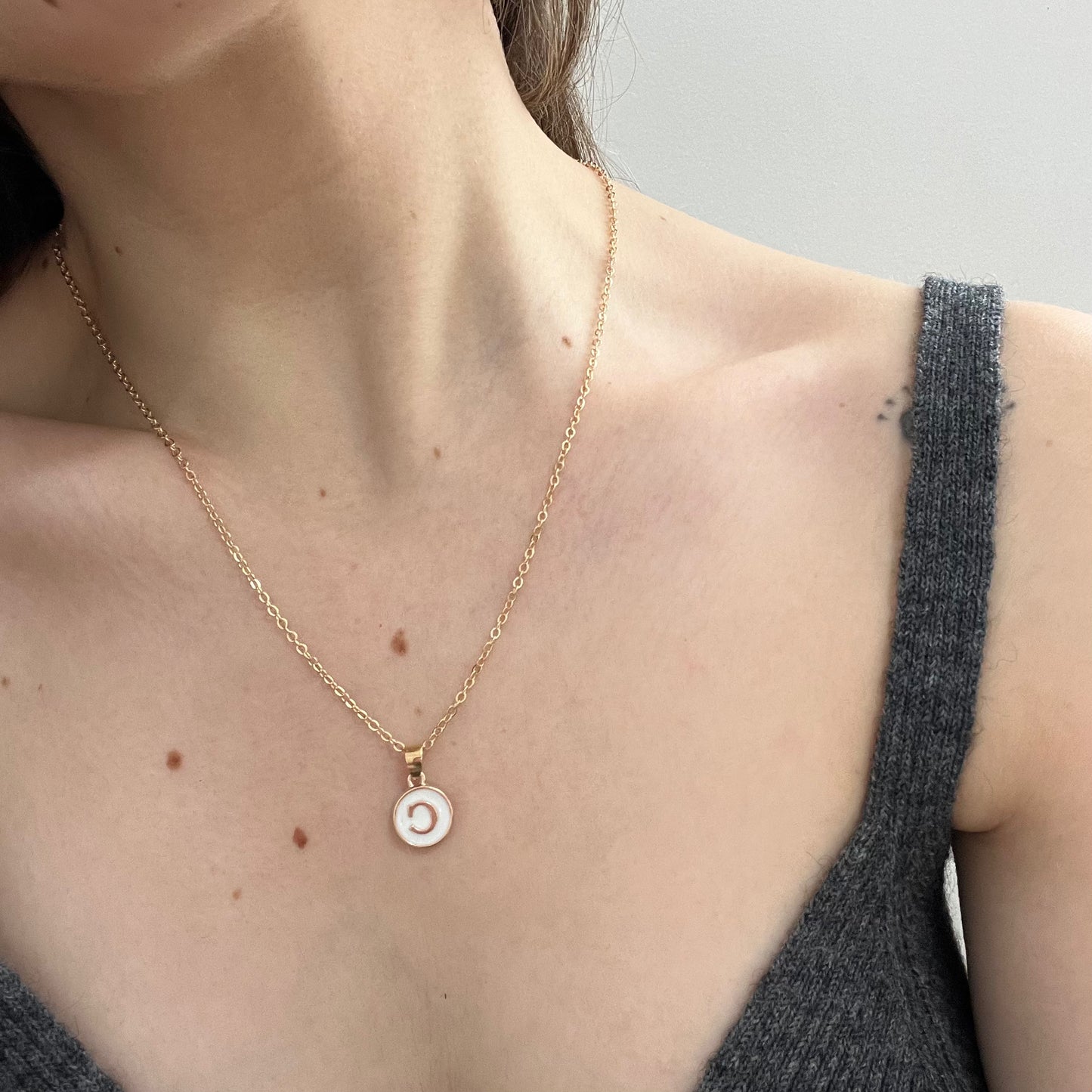 COLLAR LETRA CADENA SIMPLE